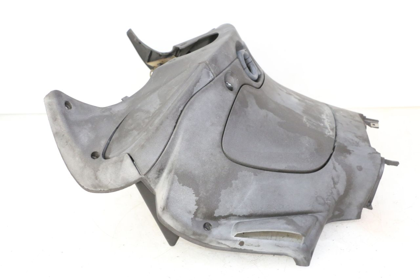 photo de PANEL INTERIOR PIAGGIO X9 EVOLUTION 125 (2003 - 2007) - Detalles de los puntos de fijación