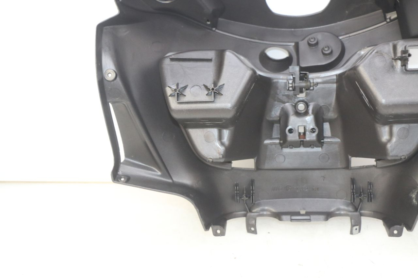 photo de PANEL INTERIOR PIAGGIO X9 125 (2000 - 2003) - Primer plano técnico