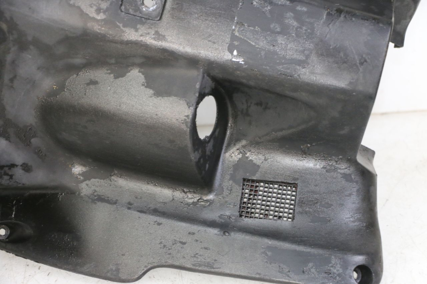 photo de TAPA FRONTAL INTERIOR YAMAHA AEROX 50 (1997 - 2006) - Inspección visual detallada