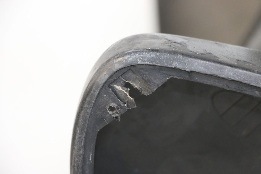 photo de TAPA FRONTAL INTERIOR YAMAHA AEROX 50 (1997 - 2006) - Marcados y referencias originales