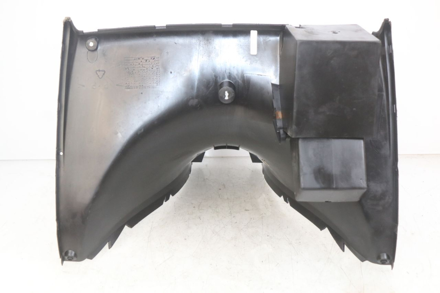 photo de PANEL INTERIOR YAMAHA YP MAJESTY 125 (2007 - 2010) - Otra perspectiva