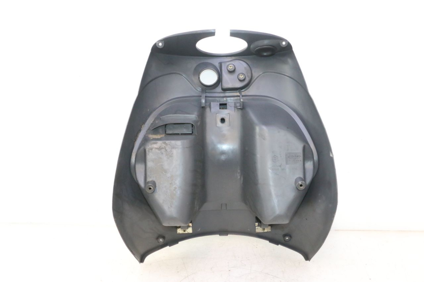 photo de TAPA FRONTAL INTERIOR PIAGGIO ZIP 4T 50 (2006 - 2017) - Vista general del producto