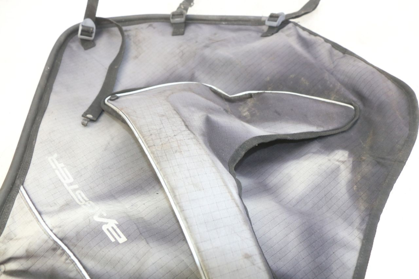 photo de PROTECTOR DE TABLERO SUZUKI BURGMAN 650 (2002 - 2004) - Zoom estado de uso