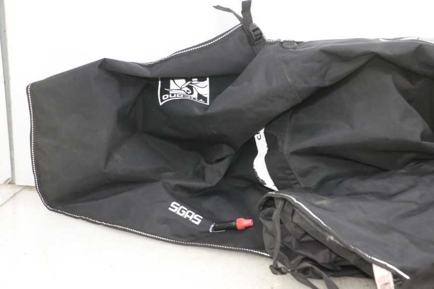 photo de CUBREPIERNAS PIAGGIO MP3 500 (2016 - 2018) - Zoom estado de uso