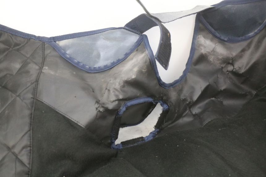 photo de PROTECTOR DE PARACHOQUES KYMCO SENTO 100 (2008 - 2013) - Estado de la superficie y material