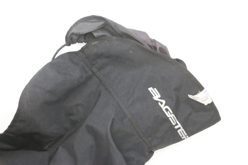 photo de CUBREPIERNAS PIAGGIO ZIP 4T 50 (2018 - 2020) - Marcados y referencias originales