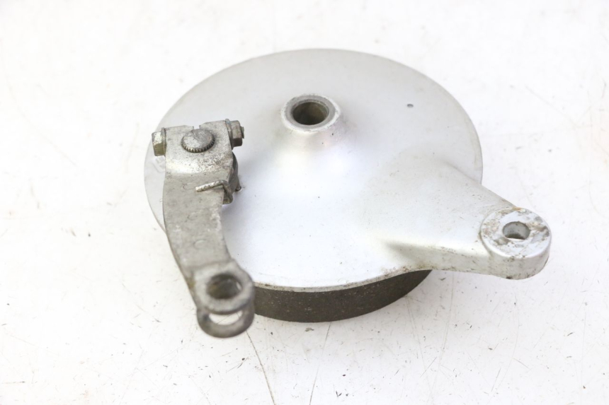 photo de TAMBOR TRASERO HYOSUNG GV AQUILA 125 (2000 - 2009) - Primer plano técnico