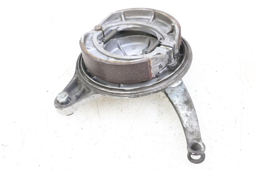 photo de TAMBOR TRASERO HYOSUNG GF 125 (2001 - 2005) - Otra perspectiva