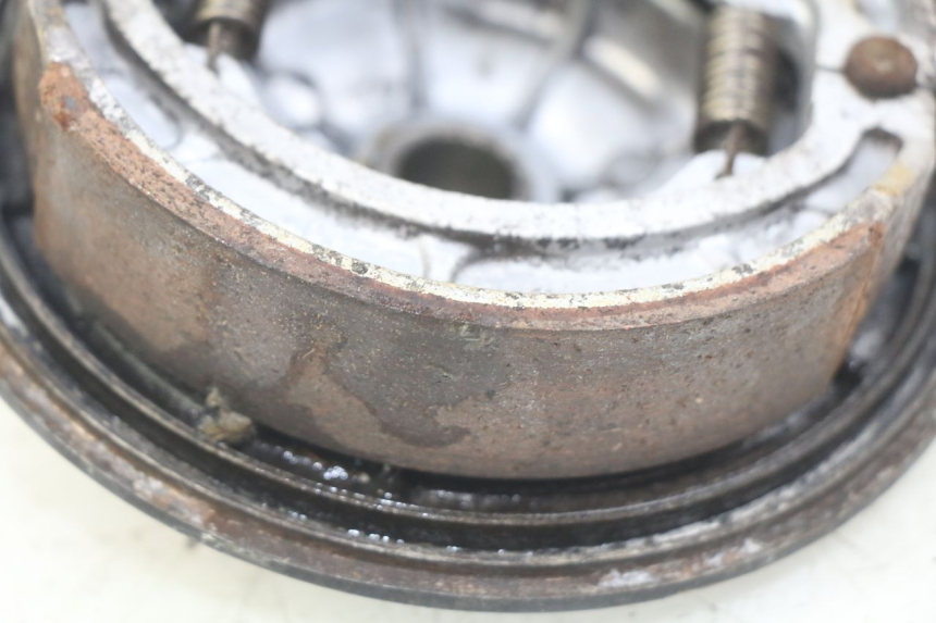 photo de TAMBOR TRASERO HYOSUNG RT KARION 125 (2003 - 2007) - Zoom estado de uso