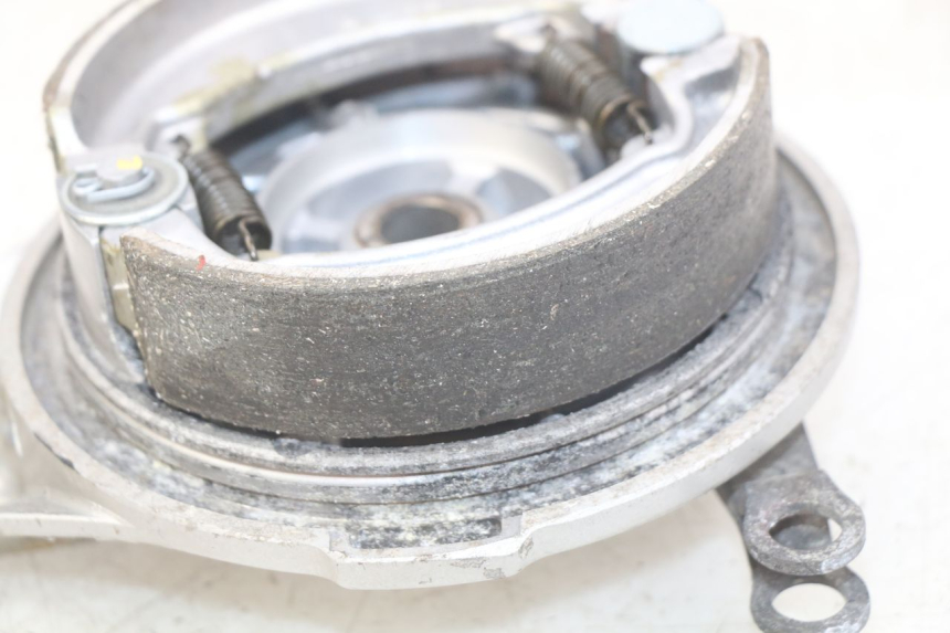 photo de TAMBOR TRASERO DAELIM VL DAYSTAR 125 (2000 - 2011) - Detalle de la pieza