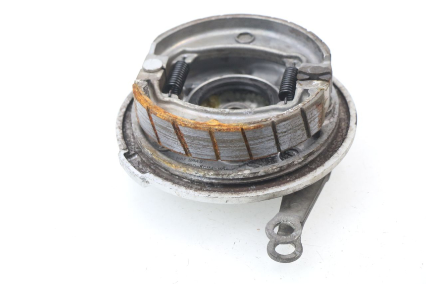 photo de FRENO TAMBOR DELANTERO HONDA CG 125 (1996 - 1998) - Primer plano técnico