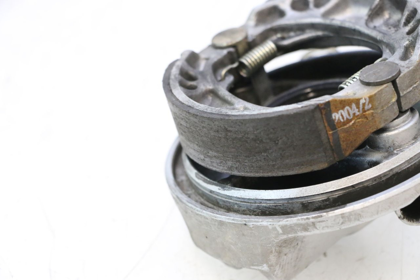 photo de FRENO TAMBOR DELANTERO PEUGEOT LUDIX ONE 14P 50 (2004 - 2013) - Detalles de los puntos de fijación