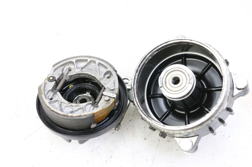 photo de FRENO TAMBOR DELANTERO MBK OVETTO ONE 2T 50 (2013 - 2017) - Estado de la superficie y material