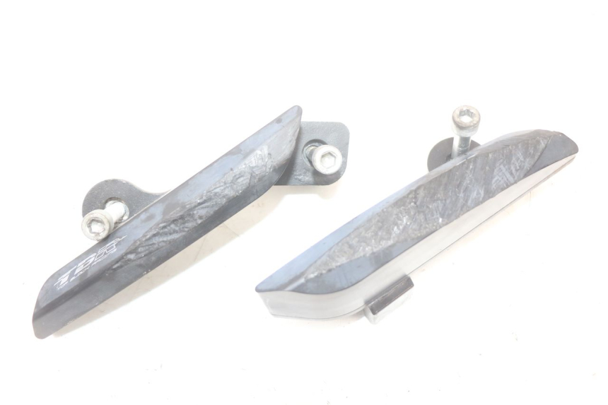 photo de PROTECTORES MOTORE SUZUKI GSR 750 (2011 - 2017) - Vista principal