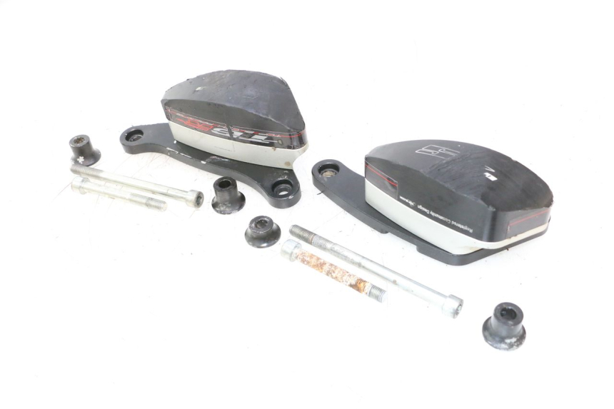 photo de PROTECTORES MOTORE SUZUKI SV S 650 (2003 - 2009) - Otra perspectiva