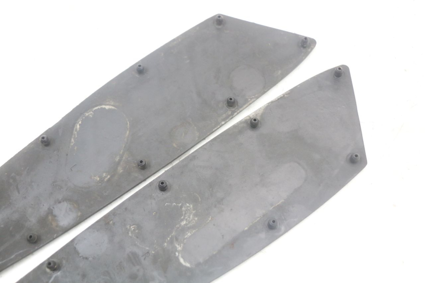 photo de ESTERA DE PASO QUADRO 3D S 350 (2013 - 2018) - Estado de la superficie y material