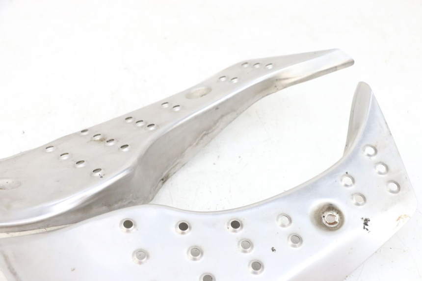 photo de TAPA REPOSAPIES GOMMA ADIVA AD3 300 (2014 - 2020) - Otra perspectiva