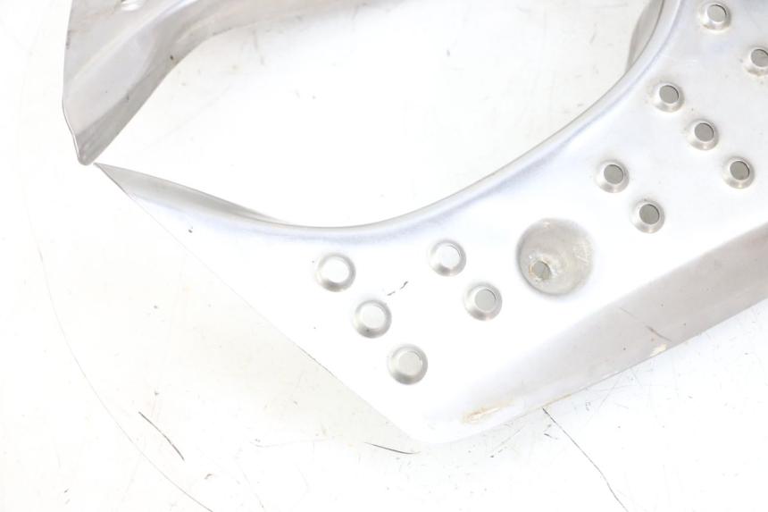 photo de TAPA REPOSAPIES GOMMA ADIVA AD3 300 (2014 - 2020) - Estado de la superficie y material