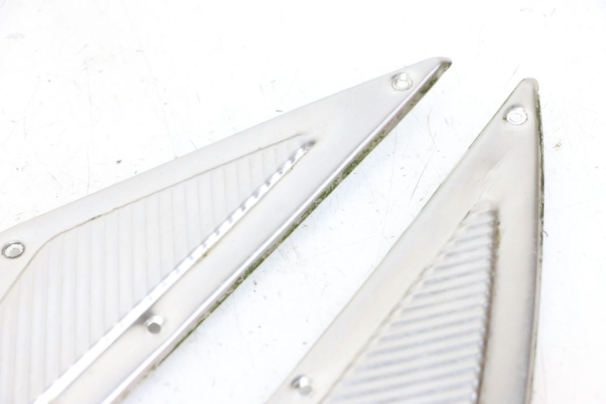 photo de TAPA REPOSAPIES GOMMA WAYSCRAL E-START 1 (2018 - 2022) - Primer plano técnico