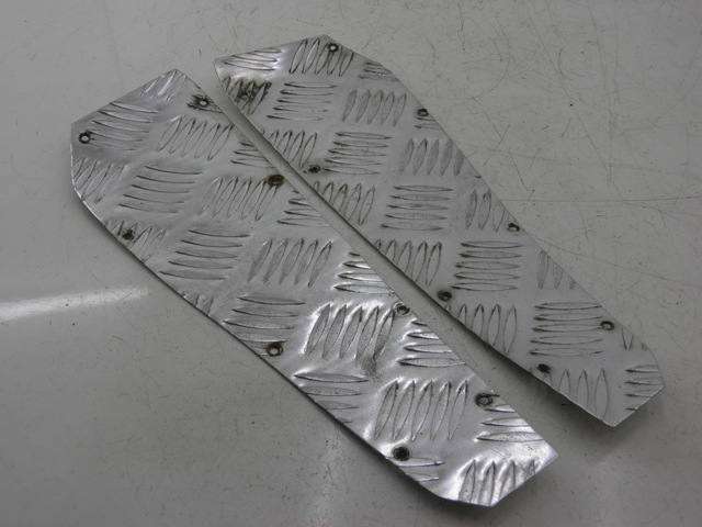 photo de TAPA REPOSAPIES GOMMA EUROCKA MATADOR 4T 50 (2010 - 2016) - Vista principal