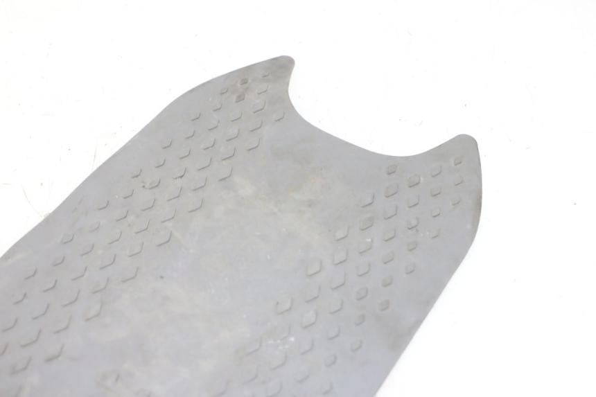 photo de TAPIZ DE PISO SEGWAY NINEBOT F65I 1 - Detalles de los puntos de fijación