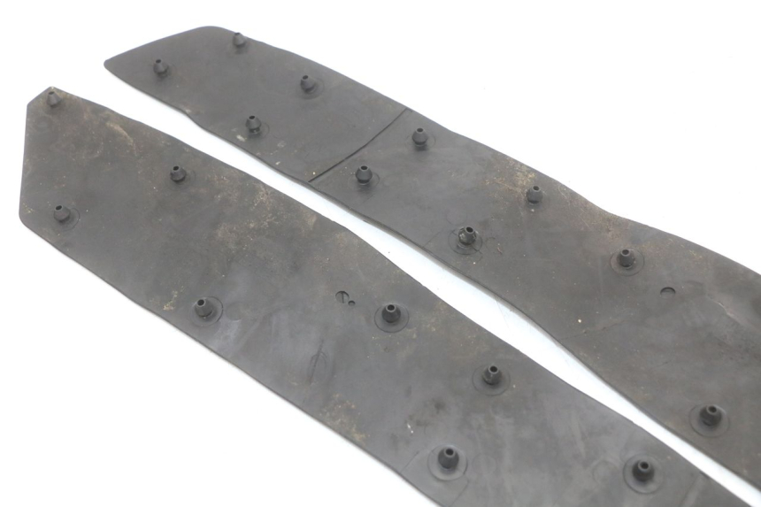 photo de TAPA REPOSAPIES GOMMA HONDA FJS SILVER WING SILVERWING 400 (2005 - 2008) - Vista general del producto