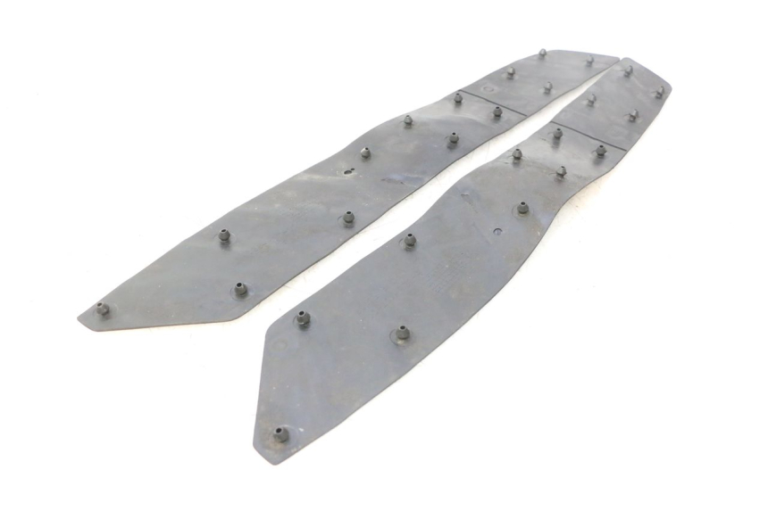photo de TAPA REPOSAPIES GOMMA HONDA FJS SILVER WING SILVERWING 400 (2005 - 2008) - Zoom estado de uso