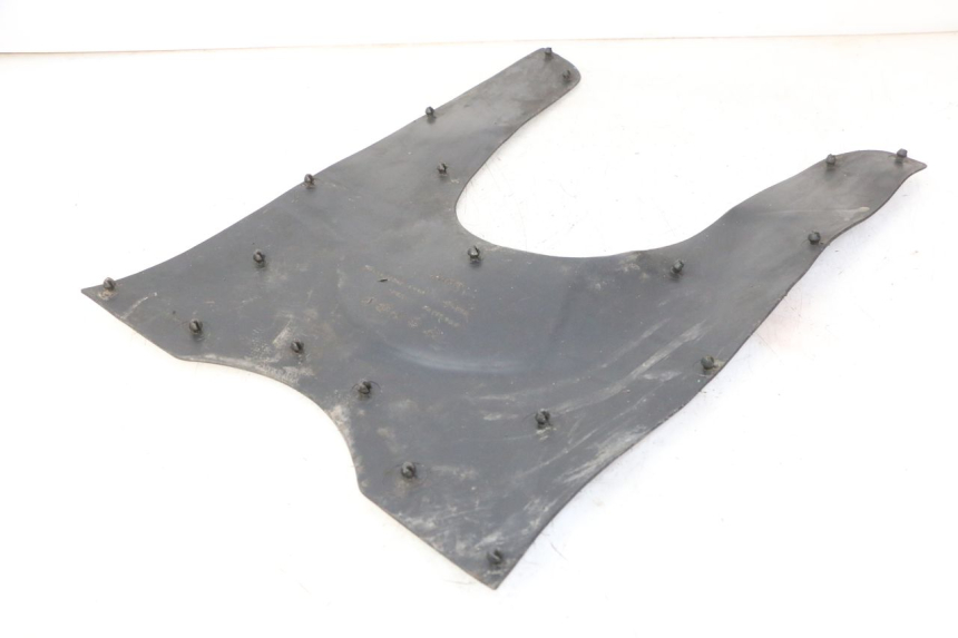 photo de TAPA REPOSAPIES GOMMA KYMCO GRAND DINK 125 (2008 - 2014) - Detalle de la pieza