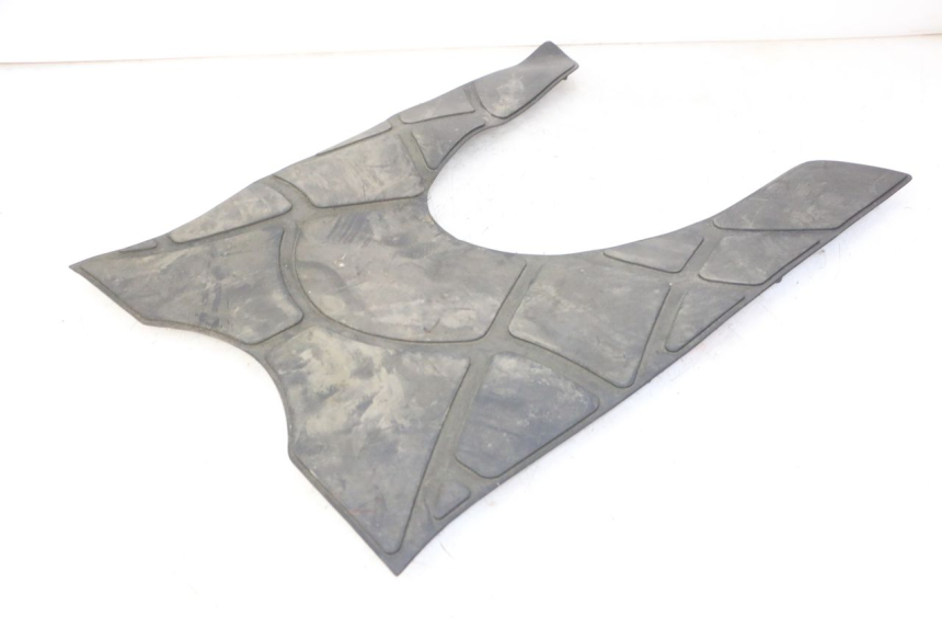 photo de TAPA REPOSAPIES GOMMA KYMCO GRAND DINK 125 (2008 - 2014) - Zoom estado de uso