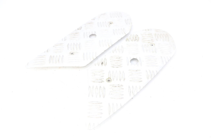 photo de ALFOMBRA DE ESTRIBO PEUGEOT KISBEE 2T 50 (2010 - 2017) - Vista principal