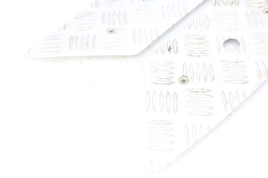 photo de ALFOMBRA DE ESTRIBO PEUGEOT KISBEE 2T 50 (2010 - 2017) - Zoom estado de uso