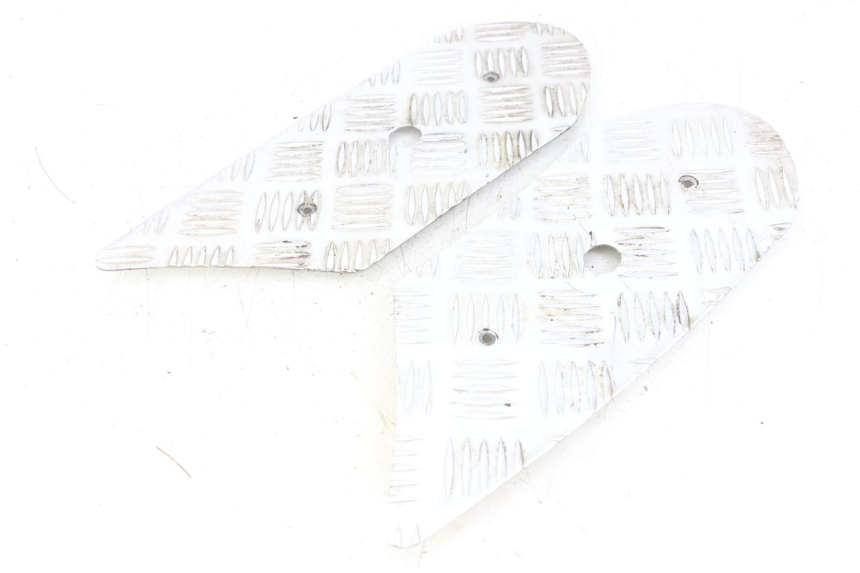 photo de TAPA REPOSAPIES GOMMA PEUGEOT KISBEE 2T 50 (2018 - 2022) - Vista principal