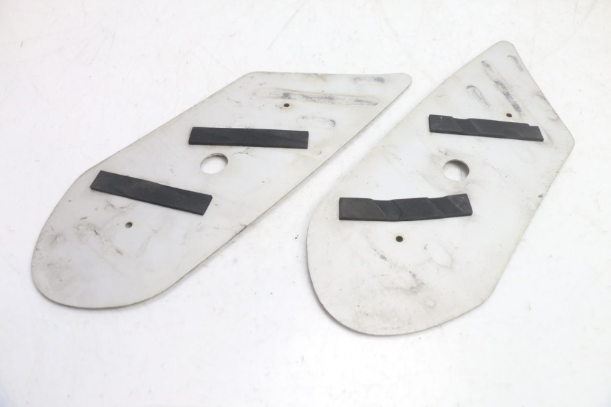 photo de ALFOMBRA PARA PISOS PEUGEOT KISBEE 4T 50 (2018 - 2022) - Zoom estado de uso