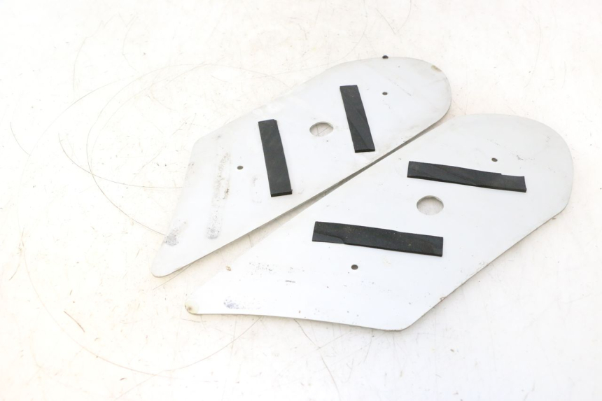 photo de ALFOMBRA PARA PISOS PEUGEOT KISBEE 4T 50 (2018 - 2022) - Otra perspectiva