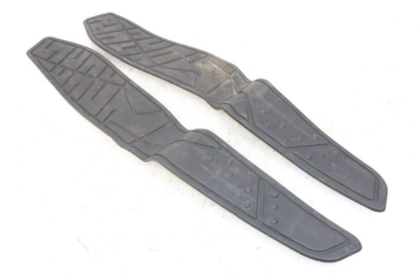 photo de TAPA REPOSAPIES GOMMA KYMCO XCITING 500 (2007 - 2010) - Vista principal