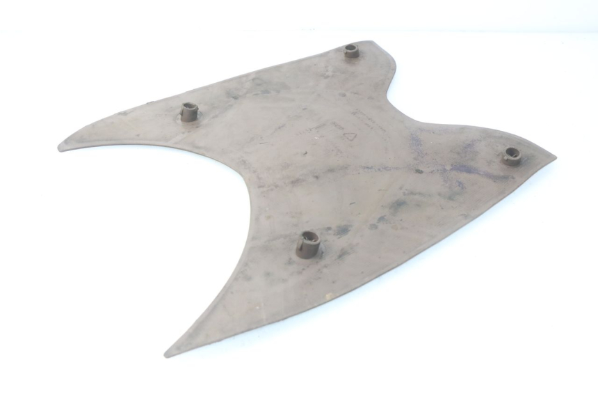 photo de TAPA REPOSAPIES GOMMA SYM MIO 100 (2006 - 2017) - Otra perspectiva