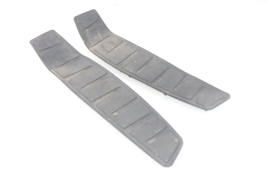 photo de ALFOMBRA DE PASO PIAGGIO MP3 125 (2006 - 2014) - Vista principal