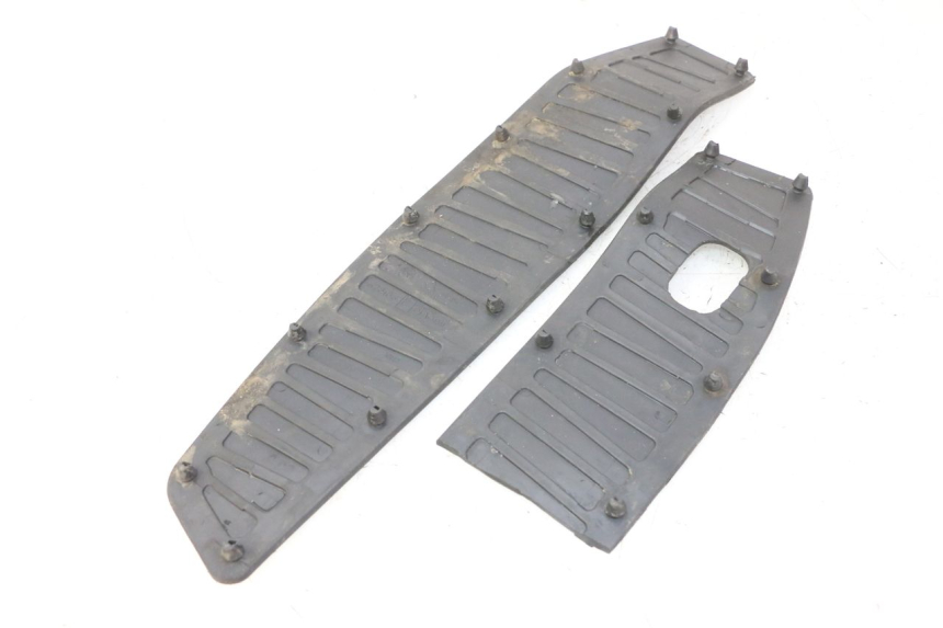 photo de ALFOMBRA DE PASO PIAGGIO MP3 RL 250 (2006 - 2010) - Detalle de la pieza