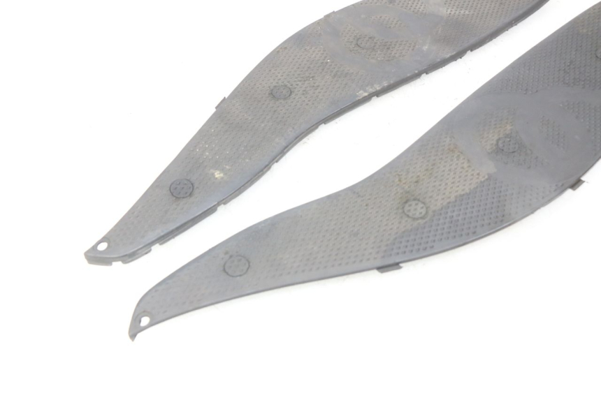 photo de ALFOMBRA DE PASO GILERA NEXUS 125 (2009 - 2013) - Otra perspectiva