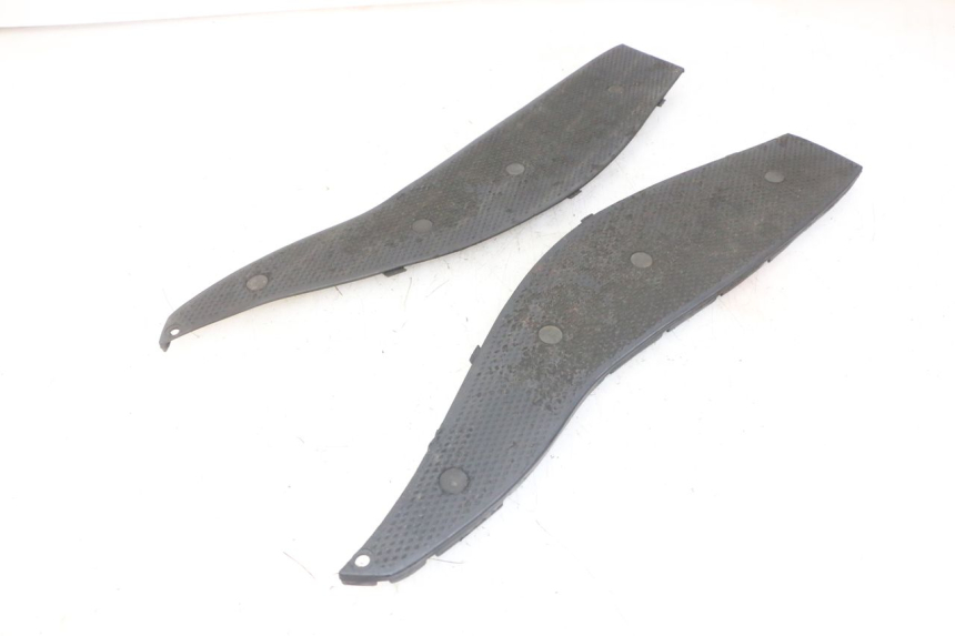 photo de ALFOMBRA DE PASO GILERA NEXUS 125 (2009 - 2013) - Vista principal