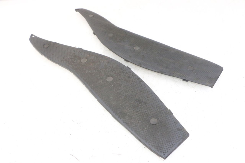 photo de ALFOMBRA DE PASO GILERA NEXUS 125 (2009 - 2013) - Zoom estado de uso