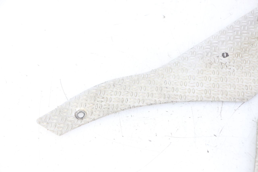 photo de TAPA REPOSAPIES GOMMA PIAGGIO NRG POWER PUREJET 50 (2018 - 2021) - Recambio usado revisado