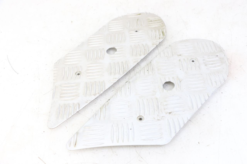 photo de ALFOMBRA PARA PISOS PEUGEOT KISBEE 4T 50 (2018 - 2022) - Vista principal