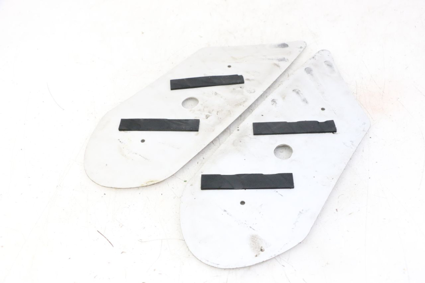 photo de ALFOMBRA PARA PISOS PEUGEOT KISBEE 4T 50 (2018 - 2022) - Detalle de la pieza