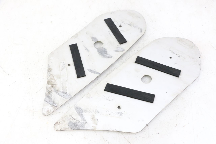 photo de ALFOMBRA PARA PISOS PEUGEOT KISBEE 4T 50 (2018 - 2022) - Otra perspectiva