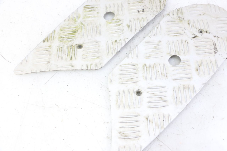 photo de ALFOMBRA PARA PISOS PEUGEOT KISBEE 4T 50 (2018 - 2022) - Primer plano técnico