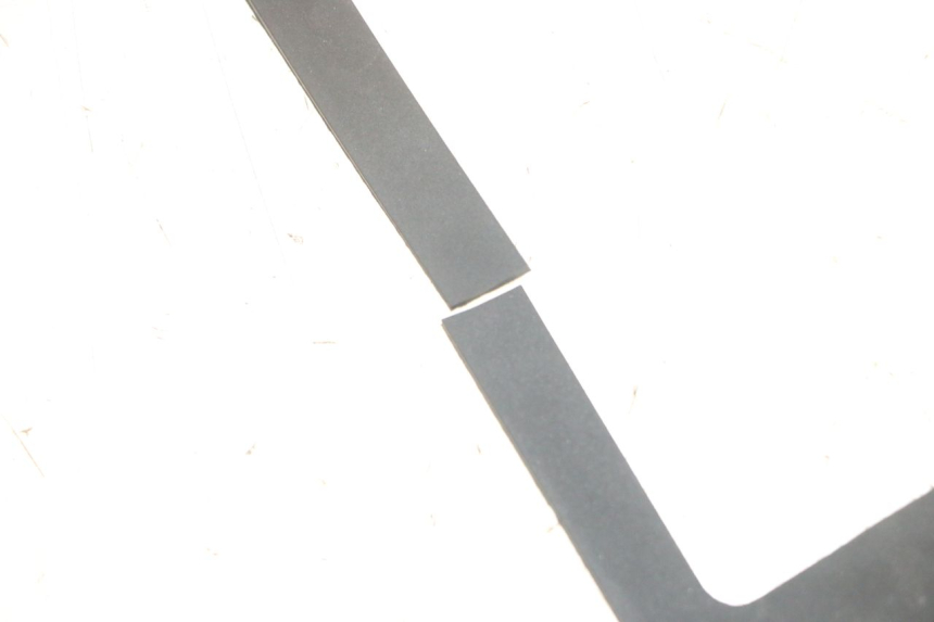 photo de TAPA REPOSAPIES GOMMA PUNK ELECTRIC RIDER 1 - Primer plano técnico