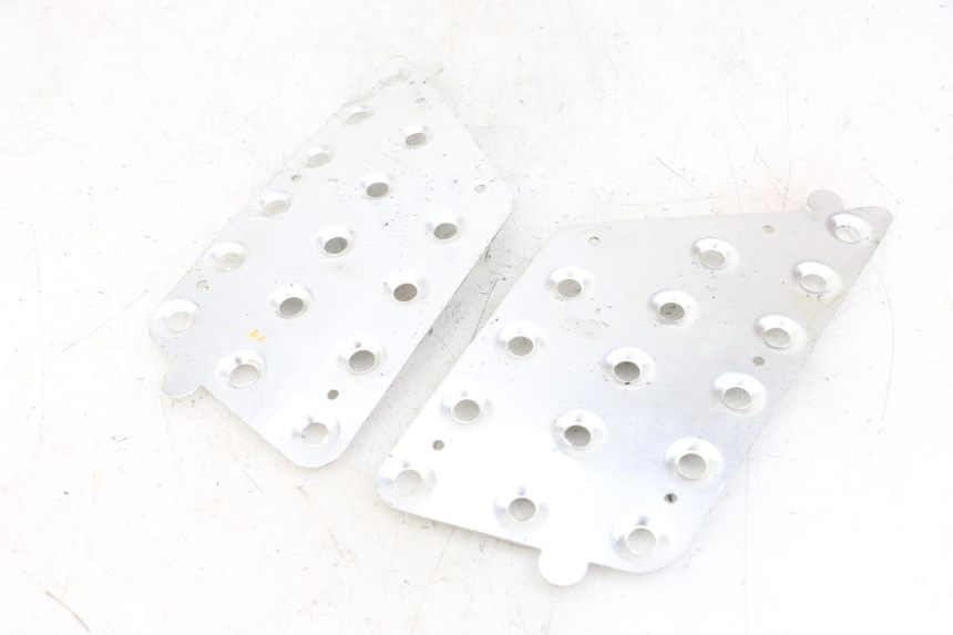 photo de ALFOMBRA DE PASO KEEWAY RY6 2T 50 (2011 - 2019) - Detalle de la pieza