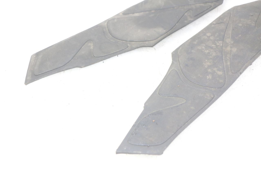 photo de ALFOMBRA DE PASO DAELIM S3 125 (2010 - 2017) - Otra perspectiva