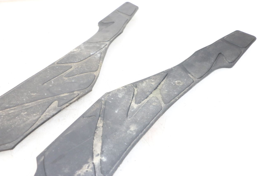 photo de ALFOMBRA DE PASO DAELIM S3 125 (2010 - 2017) - Zoom estado de uso